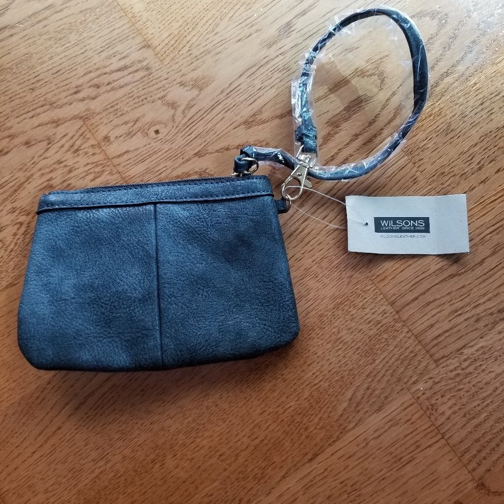 NWT Wilson leather wristlet wallet